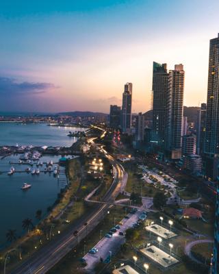 Panama, features and locations