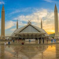 Pakistan, features and locations
